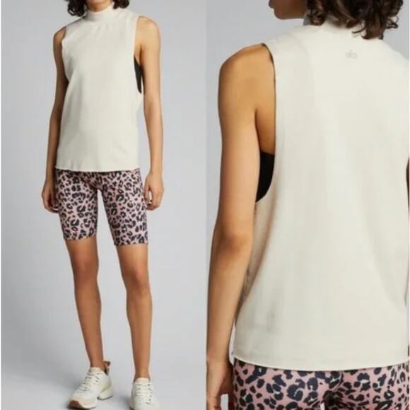 Sold - Picture 1 of 10